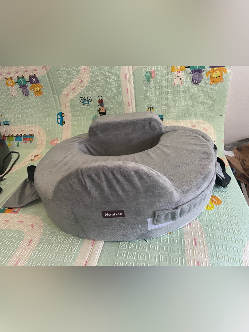 Momfree Nursing Pillow For StandingSitting Use